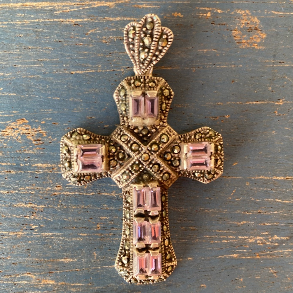 Ornate Silver Cross Pendant with Purple Accent Stones